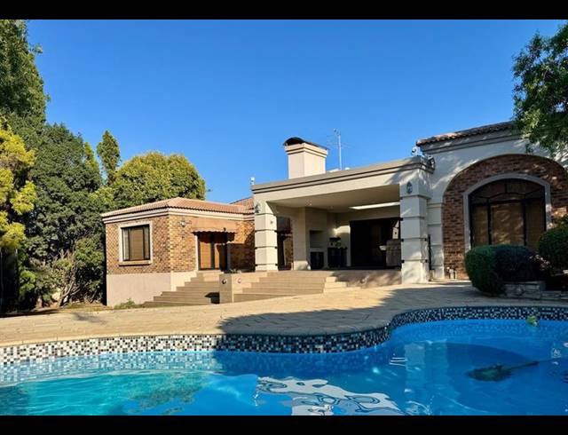 4 BEDROOM HOUSE FOR SALE IN GLENVISTA